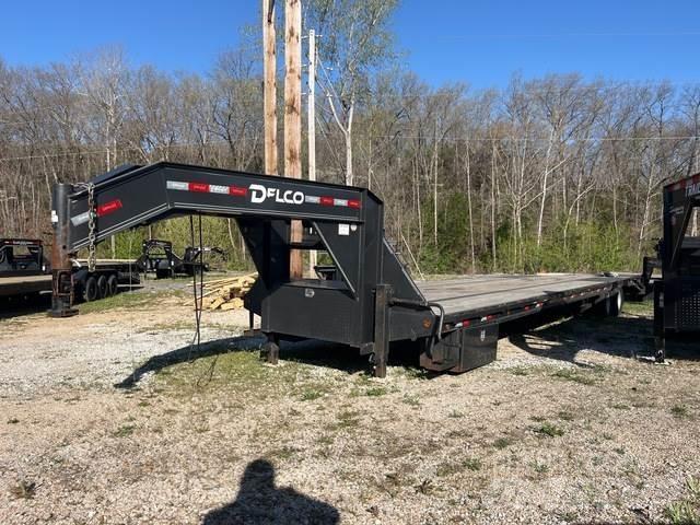  Delco Car carrier