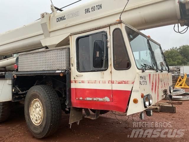 Demag HC340 All terrain cranes