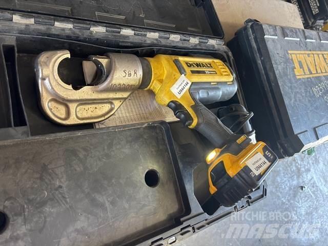 DeWalt DCE300 Other