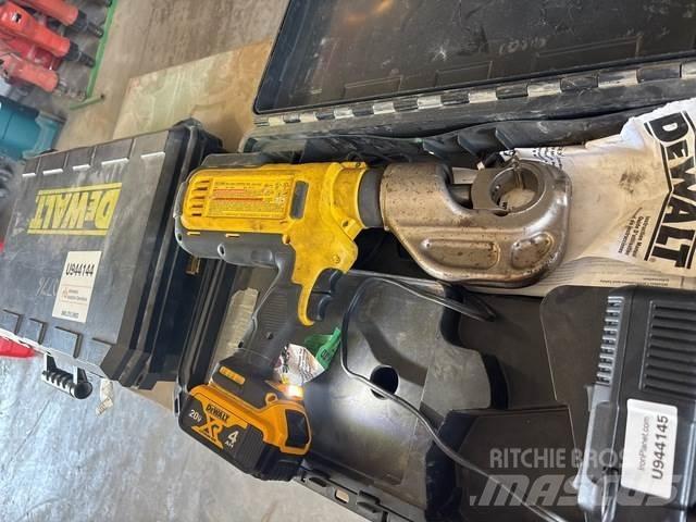 DeWalt DCE300 Other