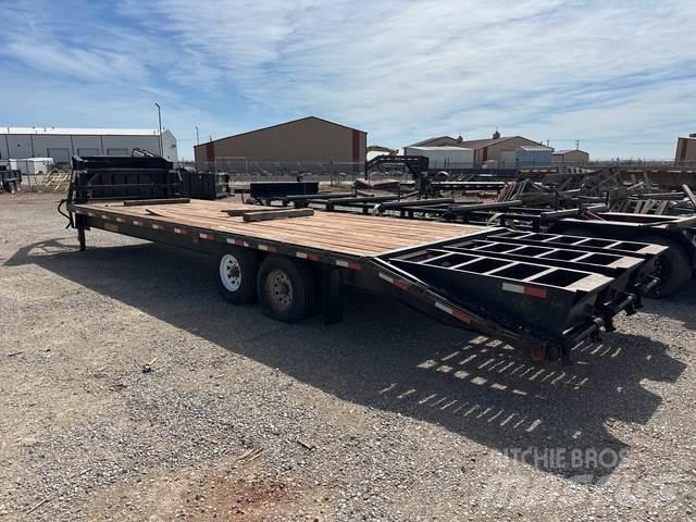 Diamond T  Car carrier