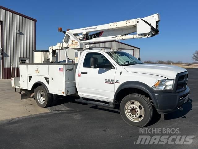 Dodge Ram 5500 Truck mounted platforms