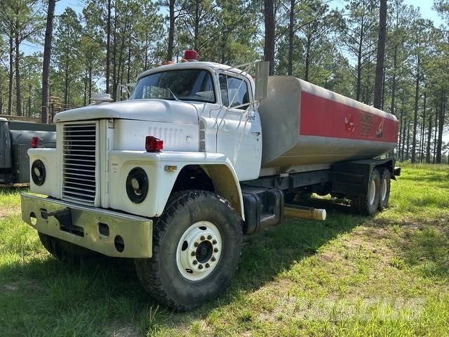 Dodge T80 Water bowser