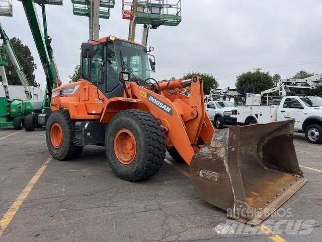 Doosan DL220-5 Wheel loaders
