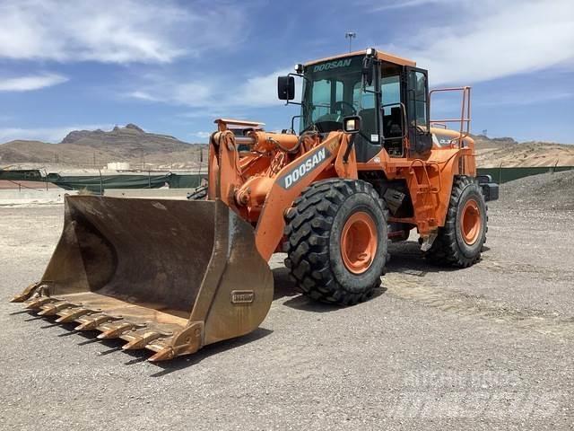 Doosan DL300-5 Wheel loaders