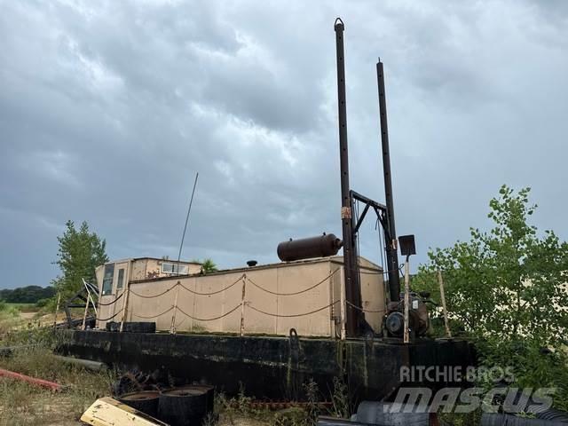  Dredge Dredgers