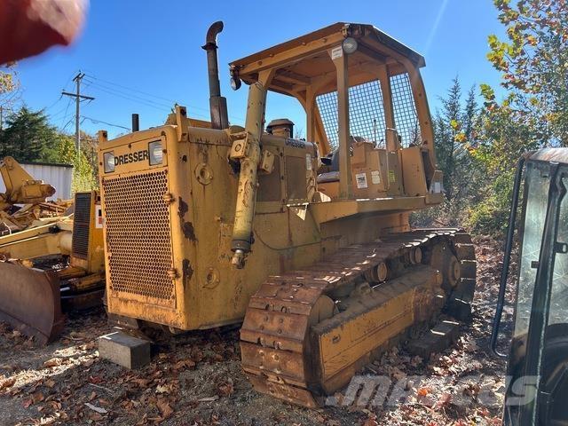 Dresser TD15E Crawler dozers