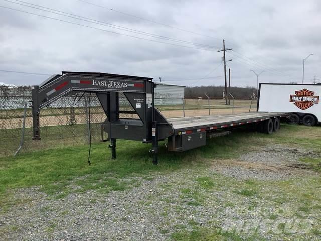 East Mfg Texas Car carrier
