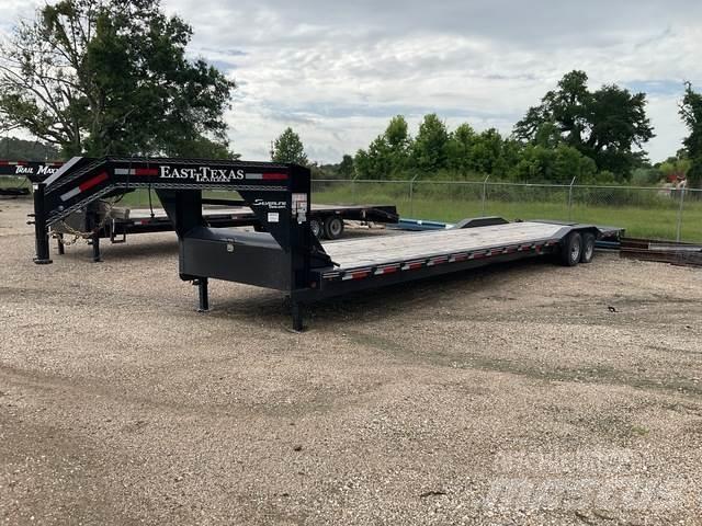East Mfg Texas Car carrier
