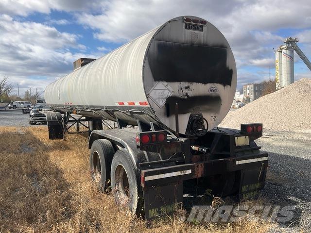 Etnyre TR6 Material transport vehicles