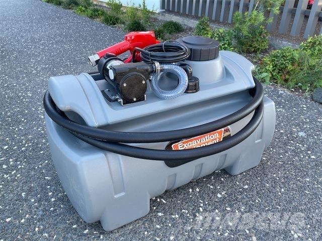  EXEQ DD100 Fuel and additive tanks