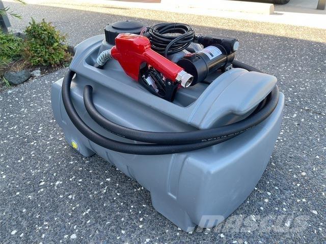  EXEQ DD100 Fuel and additive tanks