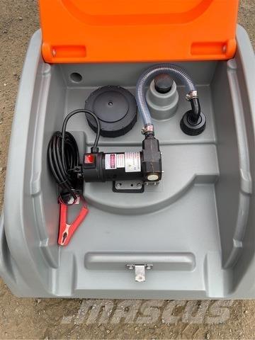  EXEQ DD200 Fuel and additive tanks