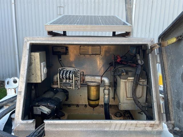  FES Fuel and additive tanks