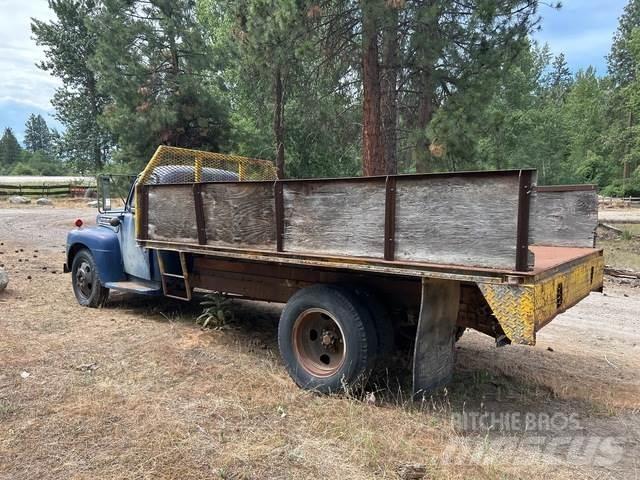 Ford  Tipper trucks