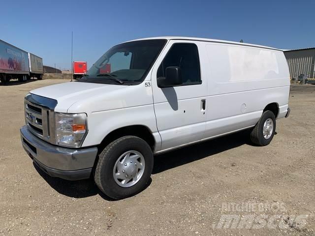 Ford E-350 Panel vans