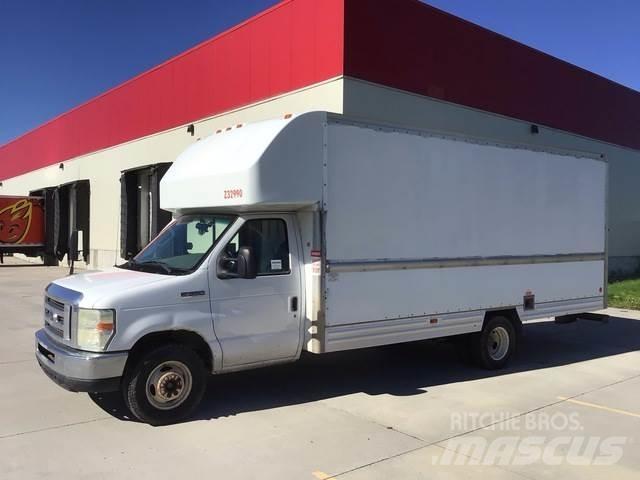 Ford E-350 Panel vans