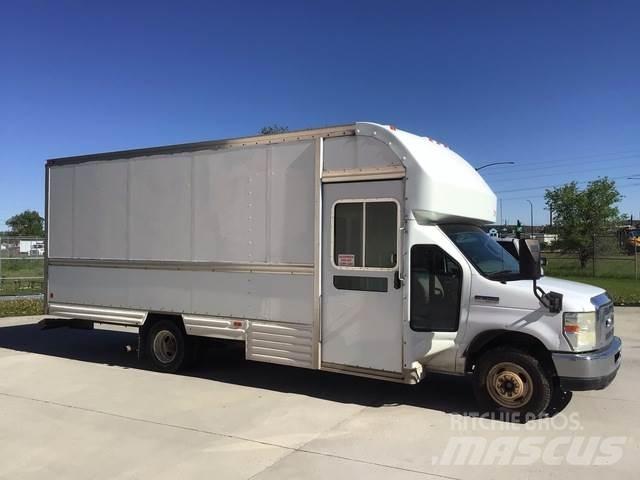 Ford E-350 Panel vans