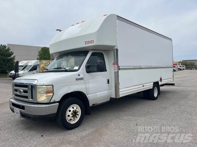 Ford E-350 Panel vans