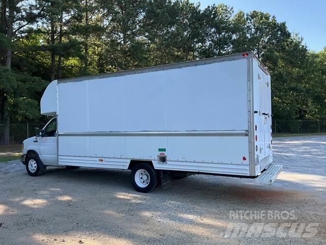 Ford E-350 Box body