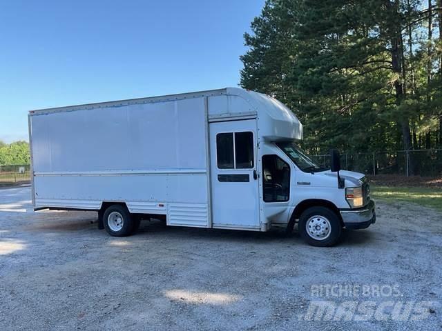 Ford E-350 Box body
