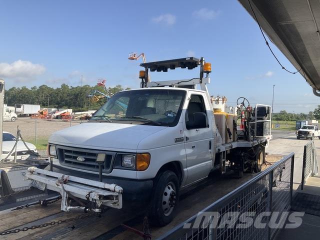 Ford E-350 Municipal / general purpose vehicles
