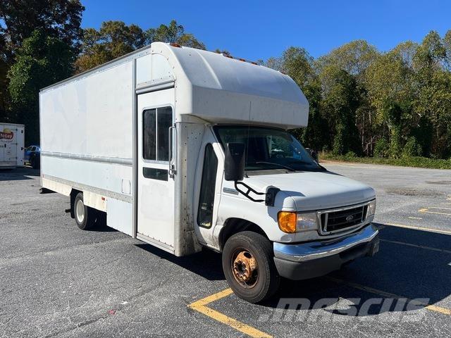 Ford E-350 Box trucks