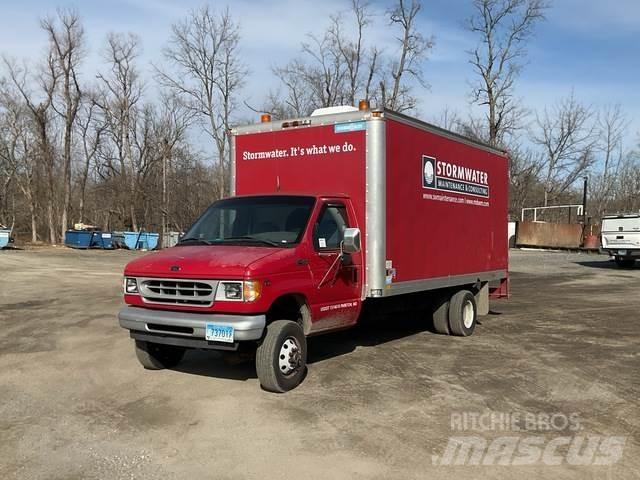 Ford E-450 Commercial vehicle