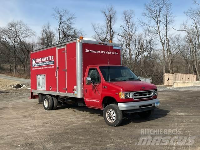 Ford E-450 Commercial vehicle