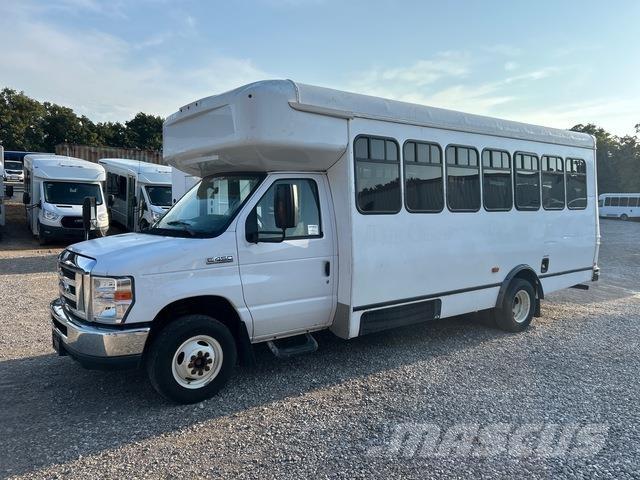 Ford E-450 Mini bus