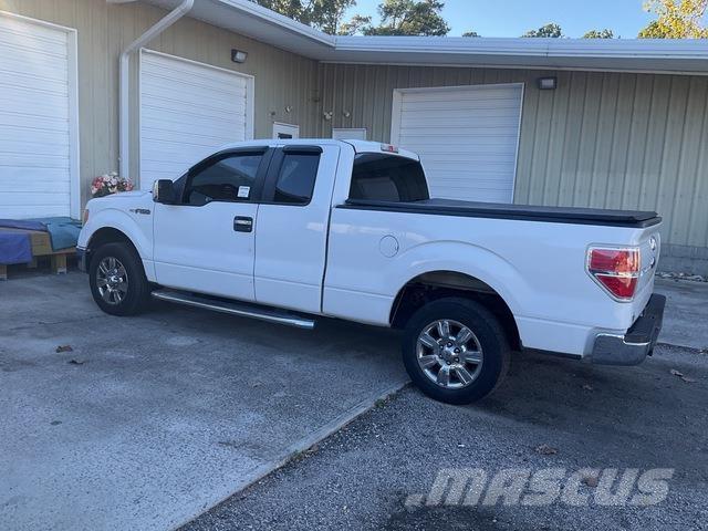 Ford F-150 Pick up/Dropside