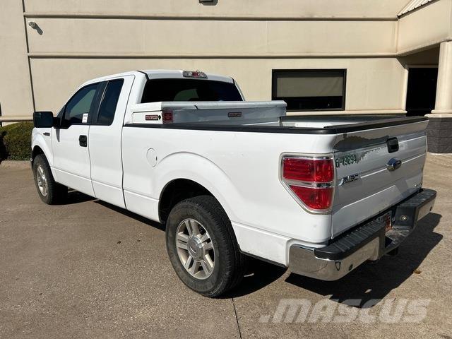 Ford F-150 Pick up/Dropside