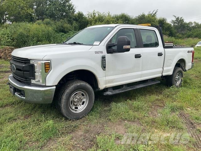 Ford F-250 Pick up/Dropside