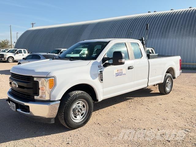 Ford F-250 Pick up/Dropside