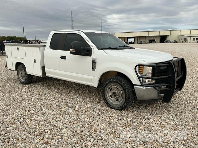 Ford F-250 Pick up/Dropside