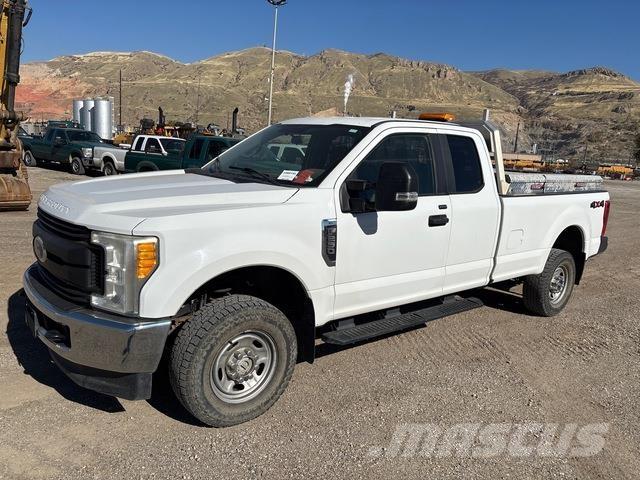 Ford F-250 Pick up/Dropside