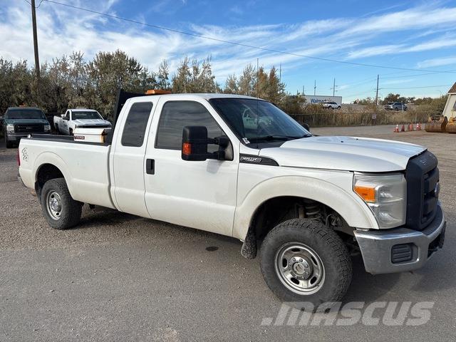 Ford F-250 Pick up/Dropside