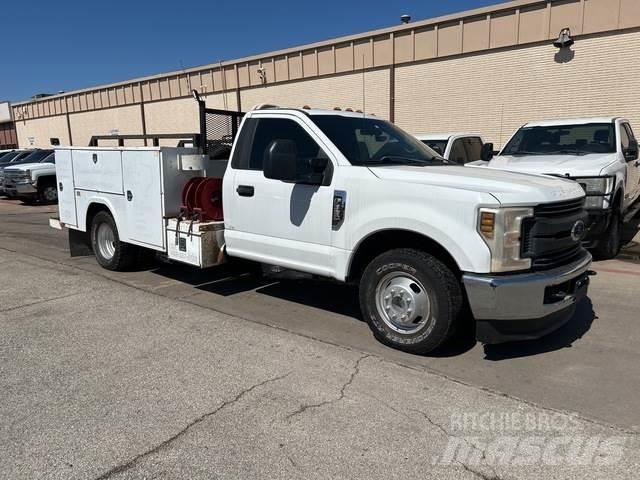 Ford F-350 Pick up/Dropside