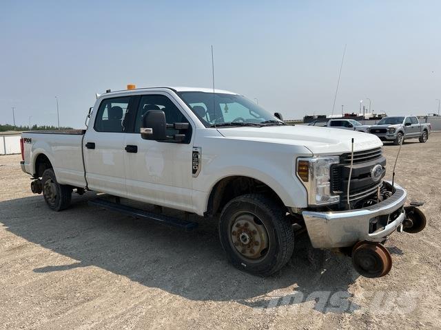 Ford F-350 Pick up/Dropside