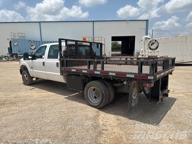 Ford F-350 Flatbed / Dropside trucks