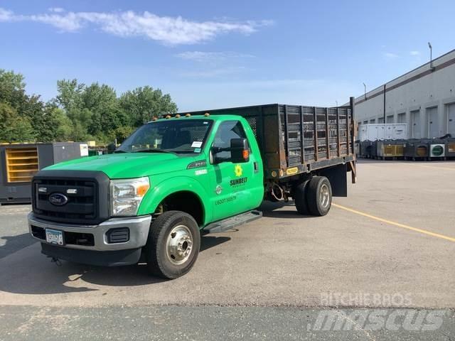 Ford F-350 Flatbed / Dropside trucks