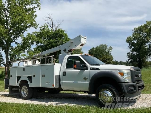 Ford F-450 Truck mounted platforms