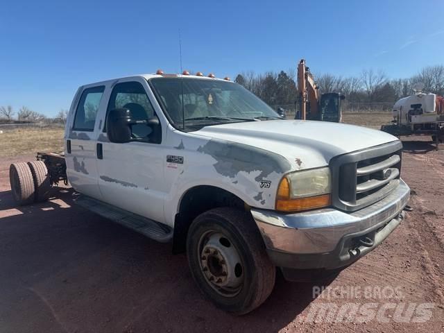 Ford F-450 Cabins and interior
