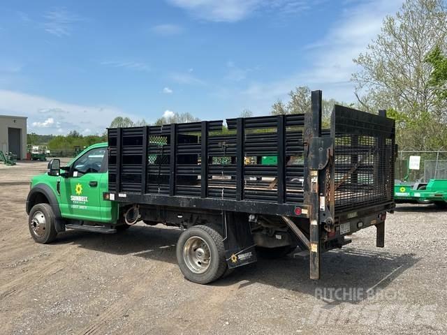 Ford F-450 Flatbed / Dropside trucks