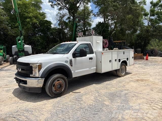 Ford F-450 Municipal / general purpose vehicles