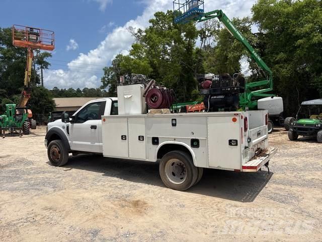 Ford F-450 Municipal / general purpose vehicles