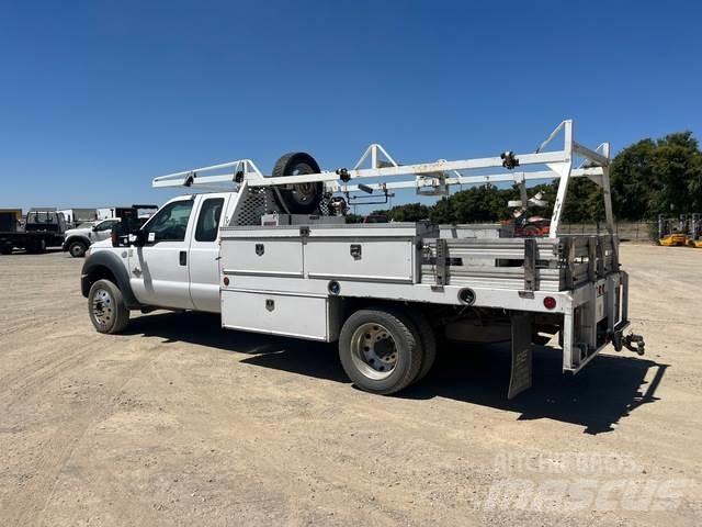 Ford F-450 Flatbed / Dropside trucks