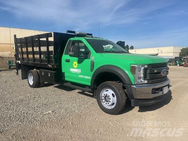 Ford F-450 Flatbed / Dropside trucks