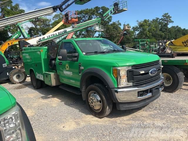 Ford F-450 Municipal / general purpose vehicles