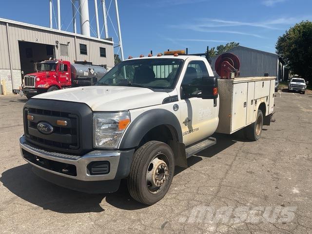 Ford F-450 Municipal / general purpose vehicles